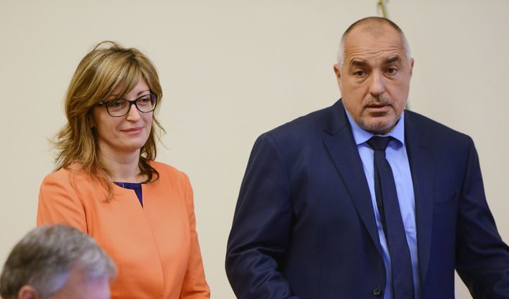 Захариева и Борисов лъжат хората и бизнесът у нас