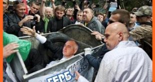Когато Слави каже „хайде да изхвърлим боклука“!